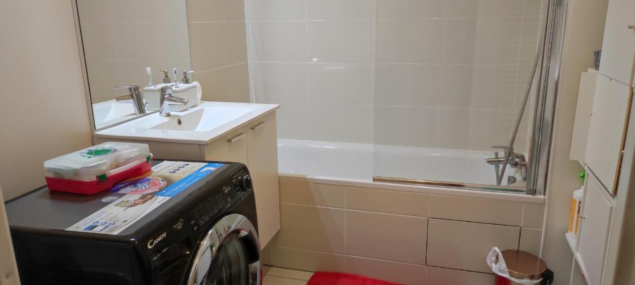 מו Jolie Appartement Avec Un Jardin מראה חיצוני תמונה
